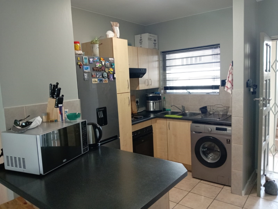 To Let 2 Bedroom Property for Rent in Diaz Beach Western Cape